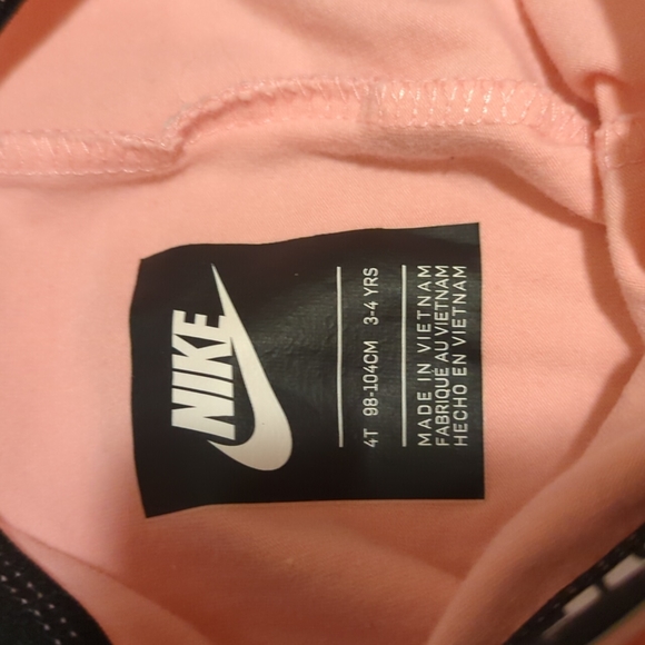 New - Picture 2 of 3